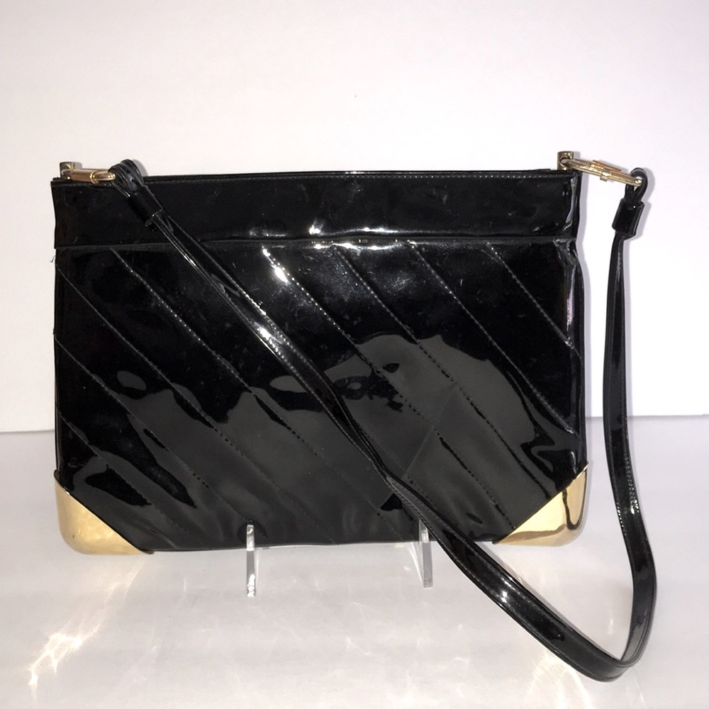 Vintage Lewis patent leather shoulder bag w gold